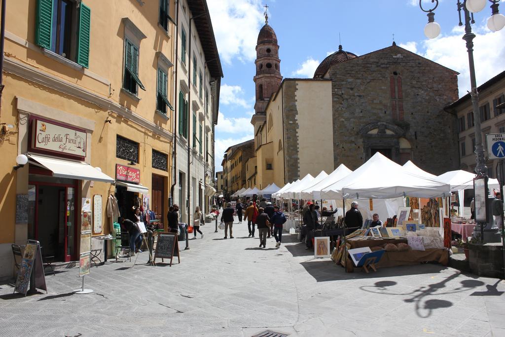 Il Piccolo Cavour Charming House B&B Arezzo Exterior foto