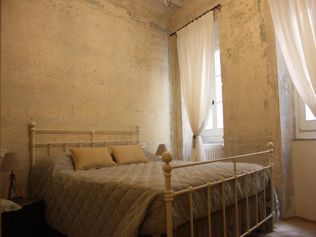 Il Piccolo Cavour Charming House B&B Arezzo Exterior foto