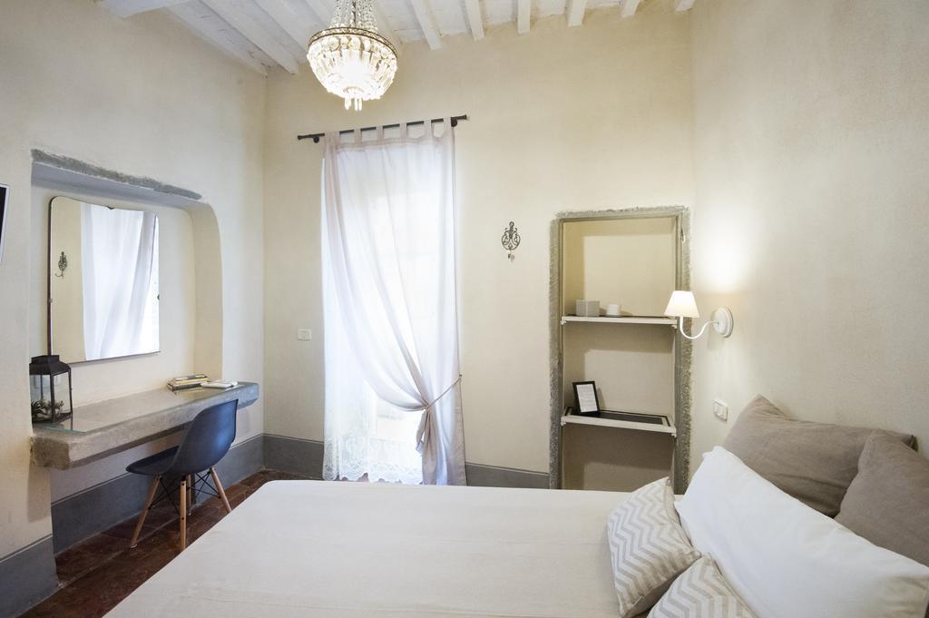 Il Piccolo Cavour Charming House B&B Arezzo Exterior foto