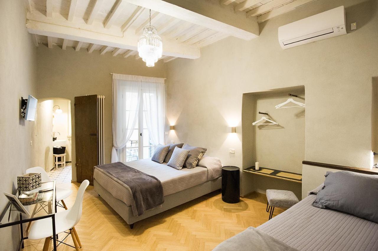 Il Piccolo Cavour Charming House B&B Arezzo Exterior foto